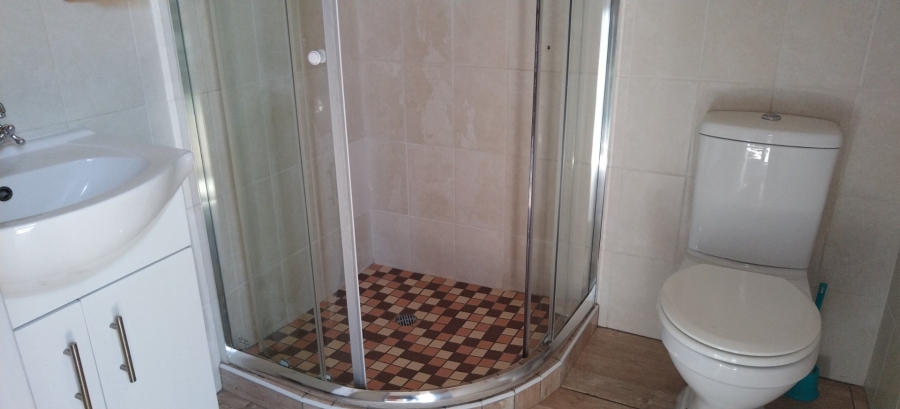 5 Bedroom Property for Sale in Pellissier Free State